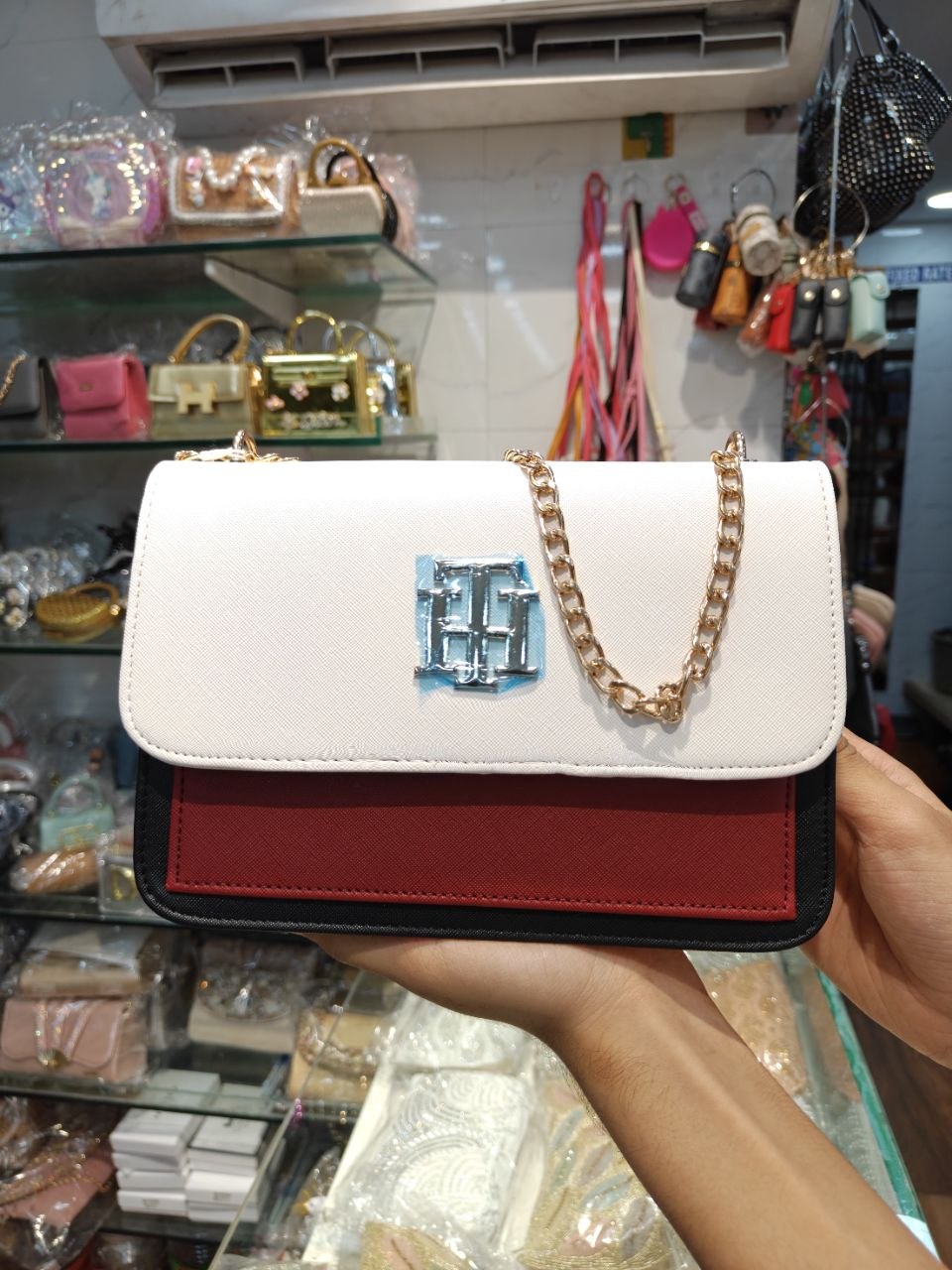 TH Sling Bag