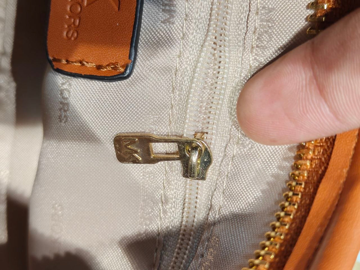 MK Sling + Shoulder Bag With Dust bag Premium Quality (no box)